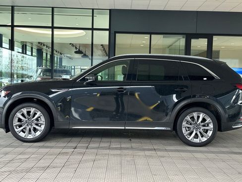 Used 2025 MAZDA CX-90 3.3 Turbo w/ Premium Plus Pkg image 7