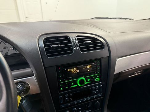 Used 2002 Ford Thunderbird image 77