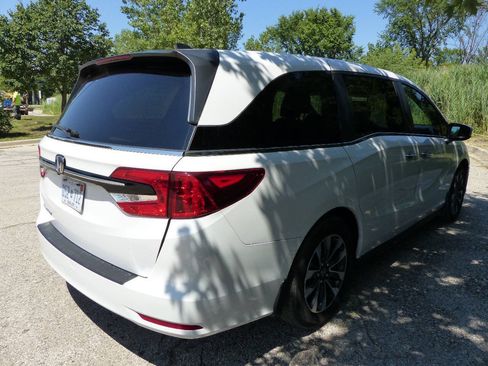 Used 2024 Honda Odyssey EX-L image 8