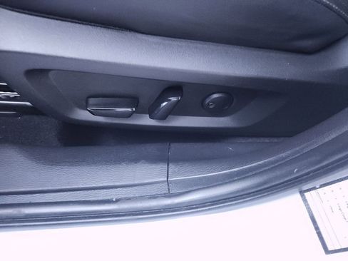 Used 2024 Mitsubishi Outlander SE FWD image 12