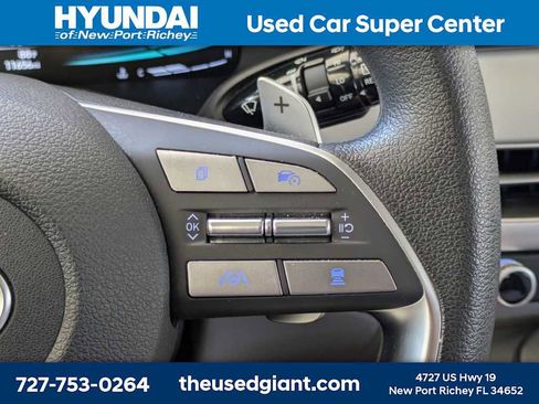 Used 2025 Hyundai Palisade SE image 34
