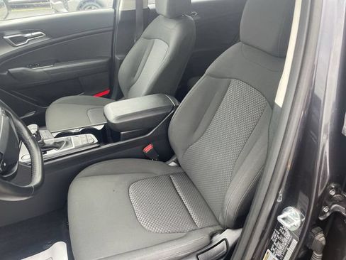 Used 2026 Kia Sportage LX FWD image 17
