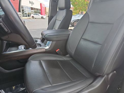 Used 2023 GMC Sierra 1500 SLT w/ SLT Premium Package image 14