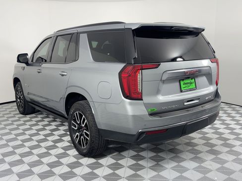 Used 2024 GMC Yukon AT4 w/ Technology Package image 3