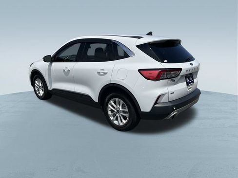 Used 2021 Ford Escape SE w/ Convenience Package FWD image 8