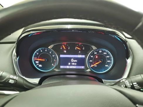 Used 2023 Chevrolet Traverse LT AWD/4WD image 27