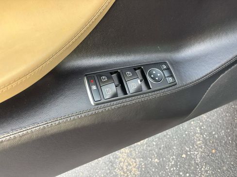 Used 2013 Tesla Model S image 8