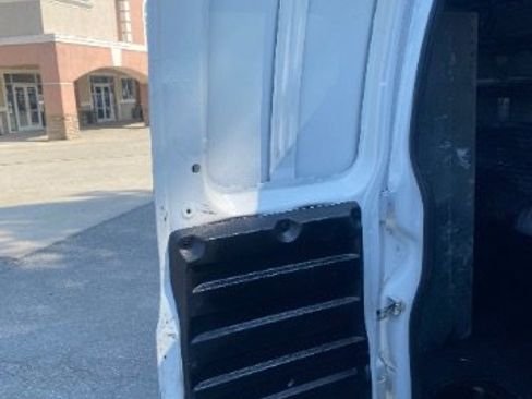 Used 2021 GMC Savana 2500 image 10