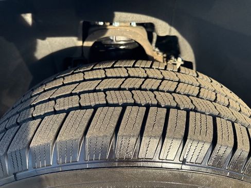 Used 2018 Chevrolet Tahoe LS w/ Max Trailering Package image 31