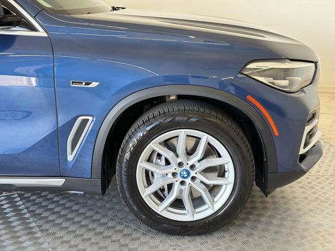 Used 2022 BMW X5 xDrive45e w/ Luxury Seating Package AWD/4WD image 12