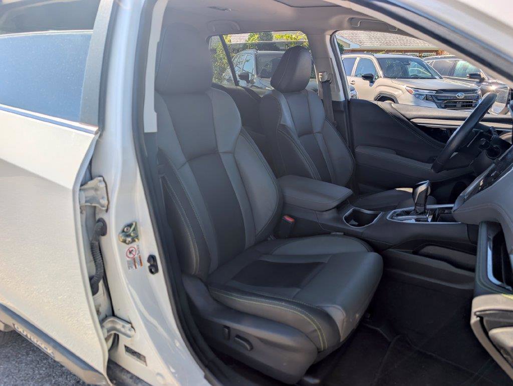 Used 2020 Subaru Outback Onyx Edition XT AWD/4WD image 24