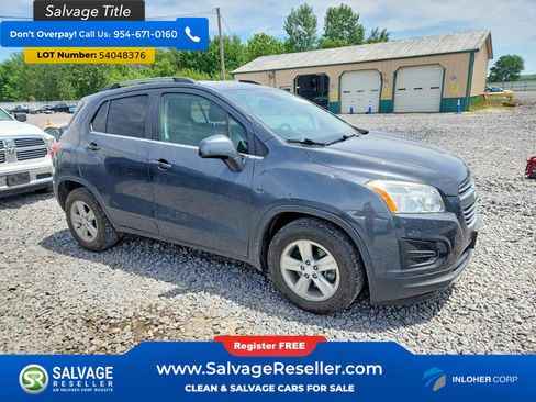 Used 2016 Chevrolet Trax LT w/ LT Convenience Package FWD image 5