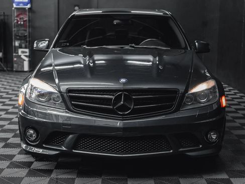 Used 2010 Mercedes-Benz C 63 AMG Sedan image 26