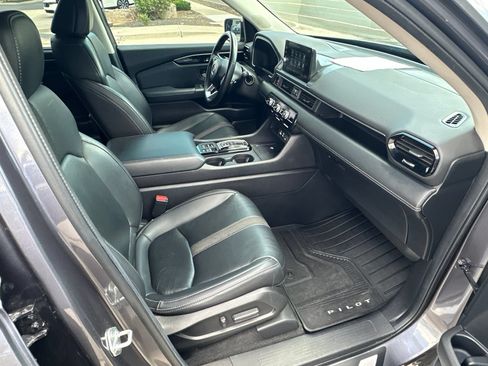 Used 2025 Honda Pilot EX-L image 21