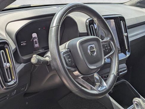 Used 2021 Volvo XC40 P8 Recharge w/ Advanced Package AWD/4WD image 3