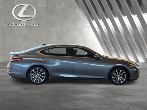 Certified 2021 Lexus ES 350 w/ Premium Package FWD image 4