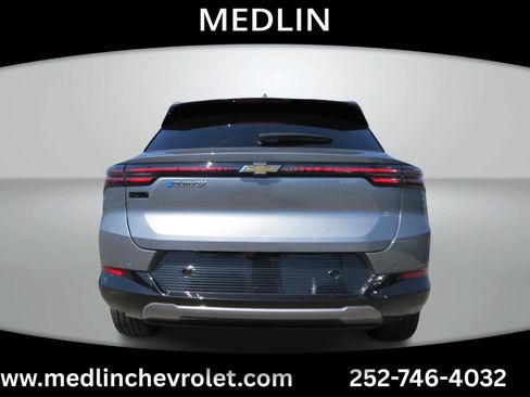Used 2025 Chevrolet Equinox EV LT w/ Convenience Package FWD image 8