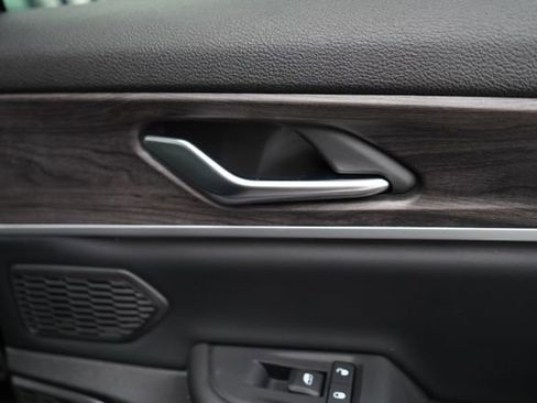 Used 2022 Jeep Grand Cherokee Limited 4xe image 67