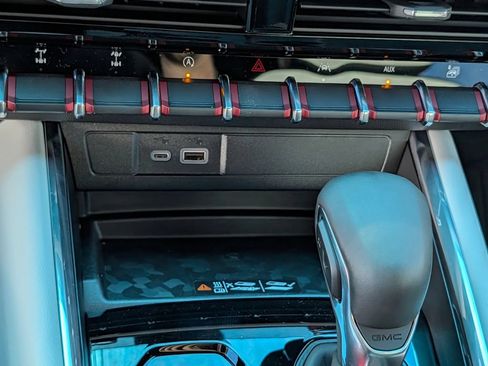 New 2026 GMC Canyon AT4X AWD/4WD image 17