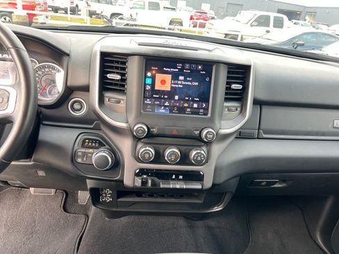 Used 2024 RAM 2500 Big Horn w/ Bed Utility Group image 21