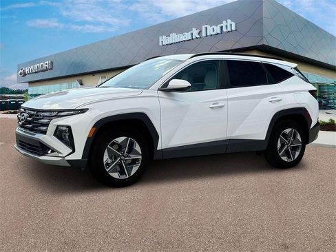 Certified 2025 Hyundai Tucson SEL image 2