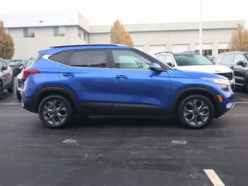 Certified 2024 Kia Seltos S image 4