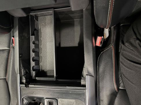 Certified 2022 Ford F150 Lariat w/ Equipment Group 502A High image 17