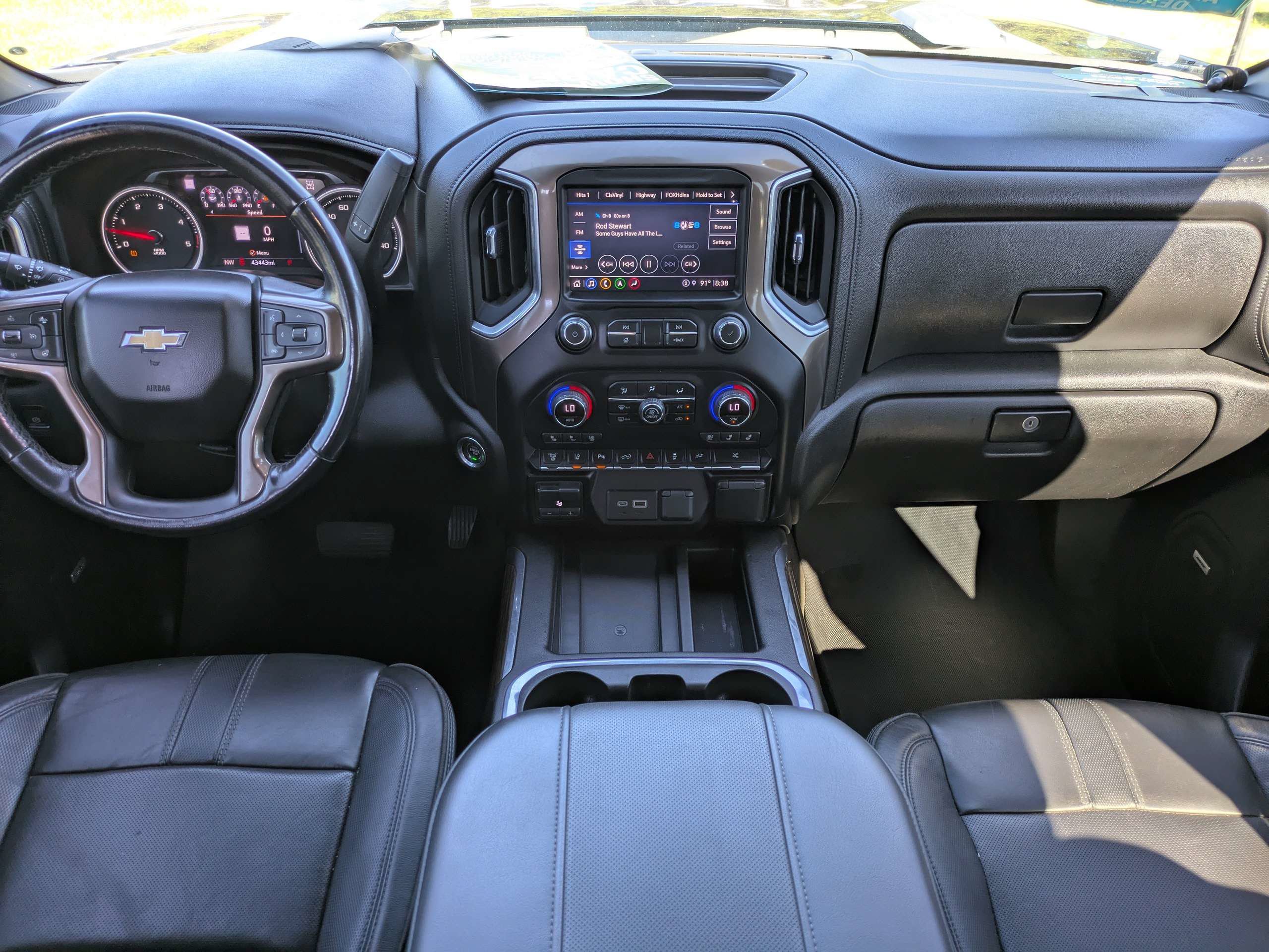 Used 2023 Chevrolet Silverado 3500 High Country AWD/4WD image 16