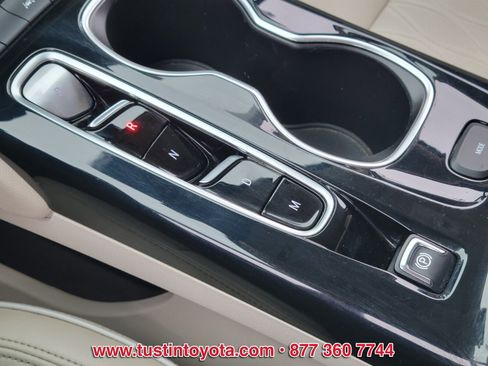 Used 2021 Buick Envision Avenir w/ Technology Package II image 25