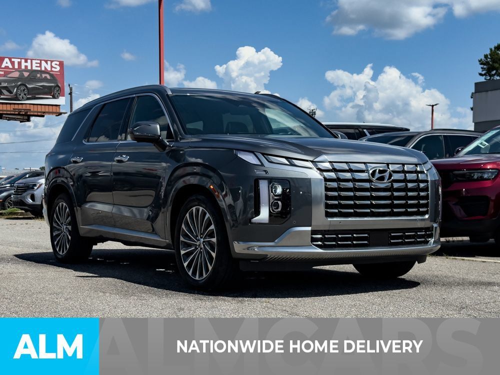 Used 2025 Hyundai Palisade Calligraphy FWD image 4
