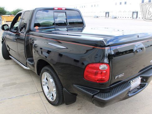 Used 2000 Ford F150 Harley-Davidson RWD image 35