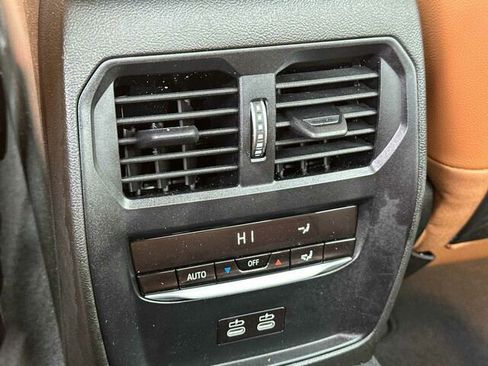 Used 2023 BMW 330e xDrive w/ Convenience Package image 15