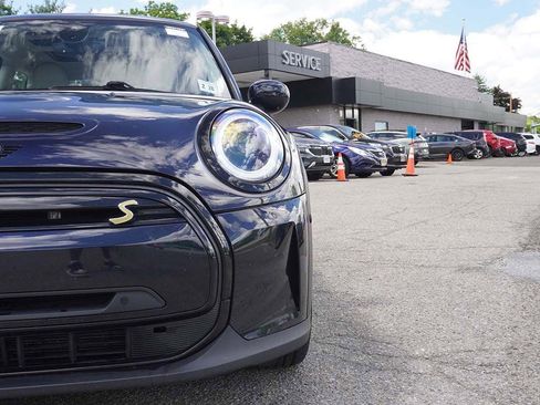 Used 2023 MINI Cooper SE FWD image 14
