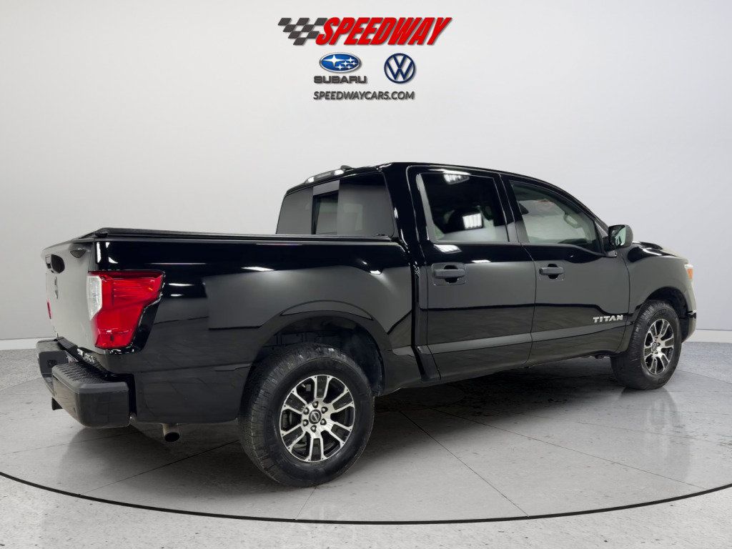 Used 2024 Nissan Titan SV AWD/4WD image 5