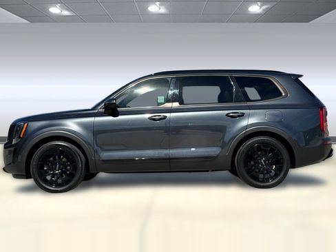 Used 2022 Kia Telluride SX w/ SX Prestige Package AWD/4WD image 2