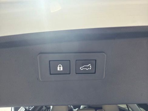 Used 2024 Subaru Outback Limited AWD/4WD image 13