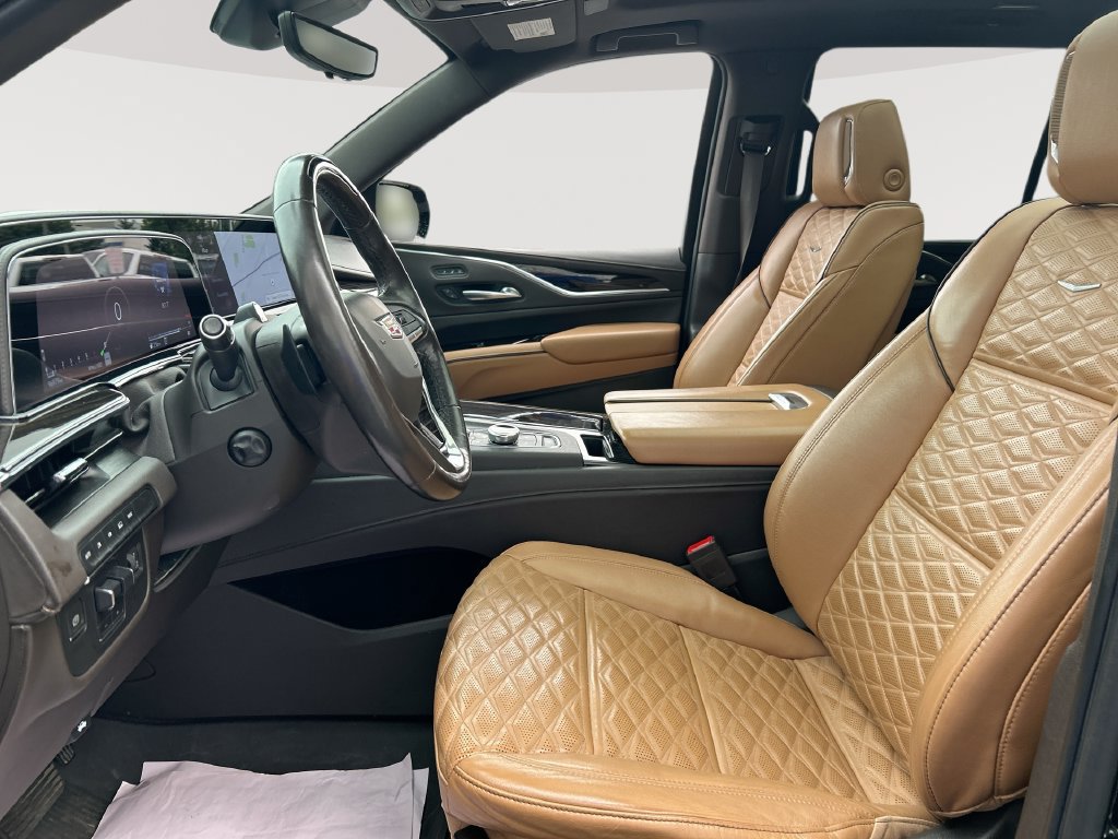 Used 2022 Cadillac Escalade Sport AWD/4WD image 23