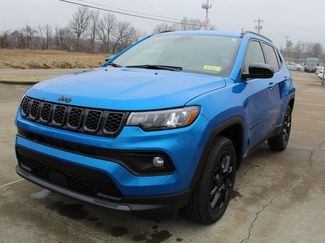 New 2026 Jeep Compass Latitude video 1