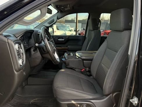 Used 2020 GMC Sierra 1500 SLE w/ SLE Value Package image 5