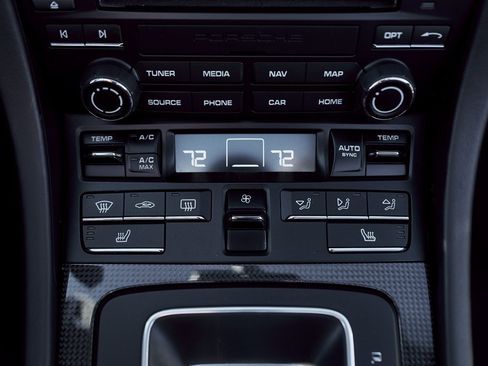 Used 2019 Porsche 911 Targa 4 GTS image 61