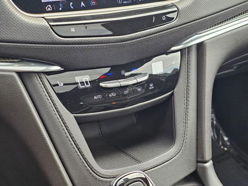 Certified 2023 Cadillac XT5 Sportv w/ Technology Package AWD/4WD image 34