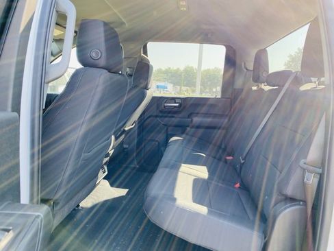 New 2025 Chevrolet Silverado 2500 Custom image 25