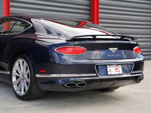 Used 2020 Bentley Continental GT image 8