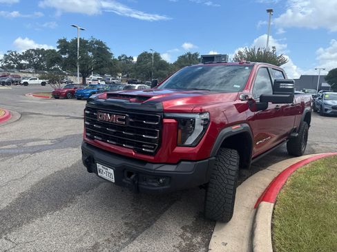 Used 2025 GMC Sierra 2500 AT4X w/ AT4X AEV Edition AWD/4WD image 2