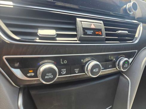 Used 2019 Honda Accord EX-L image 30