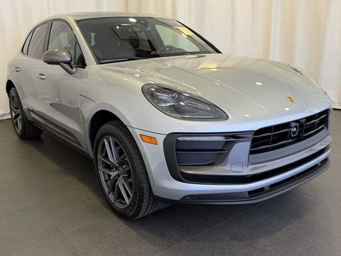 New 2026 Porsche Macan Turbo AWD/4WD image 6