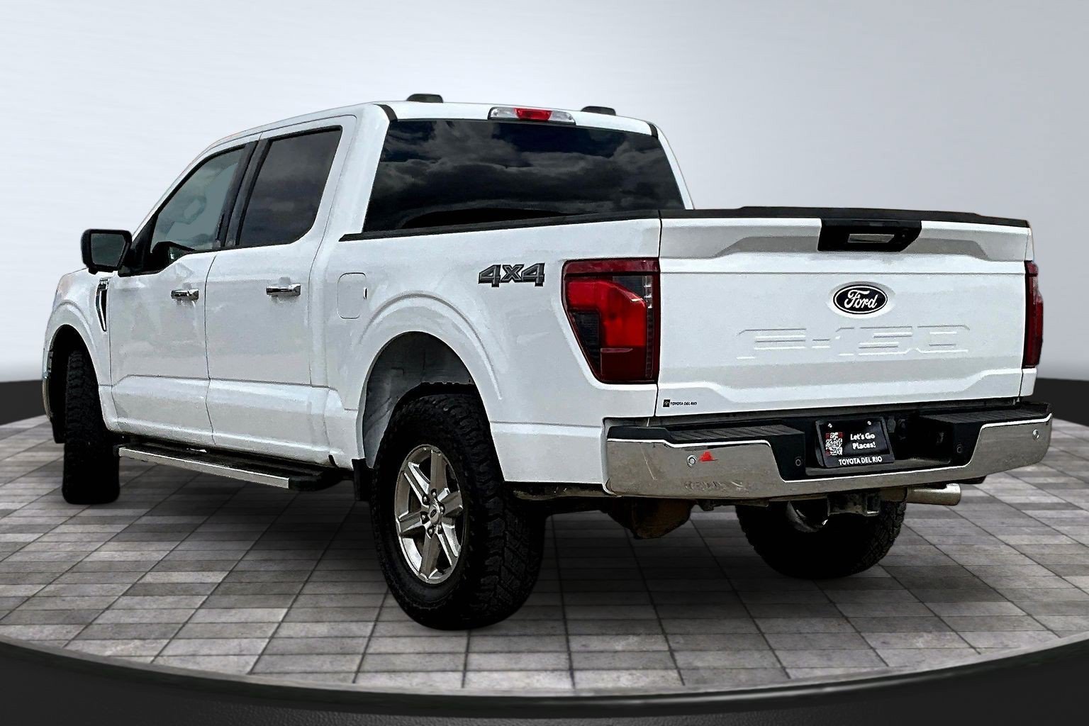 Used 2024 Ford F150 XLT w/ Tow/Haul Package AWD/4WD image 5