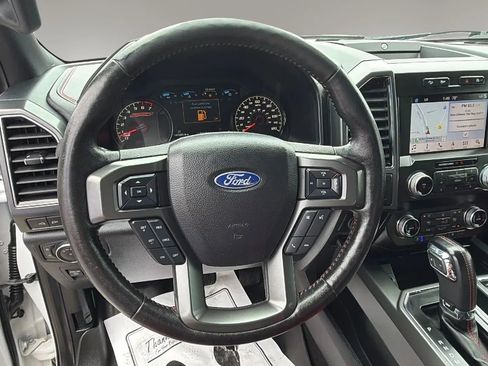Used 2019 Ford F150 Lariat w/ Equipment Group 502A Luxury AWD/4WD image 12