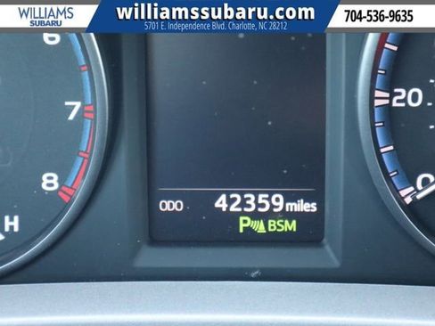 Used 2017 Toyota RAV4 XLE FWD image 27