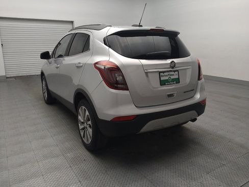 Used 2020 Buick Encore Preferred FWD image 6